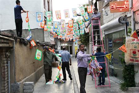 آذین‌ بندی محله و مسجد جامع جماران  به مناسبت نيمه شعبان