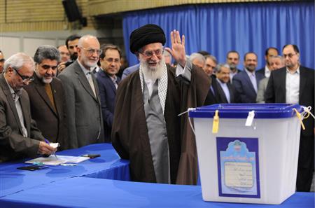 هرکسی که عزت، عظمت و شکوه ایران را دوست دارد در انتخابات شرکت نماید